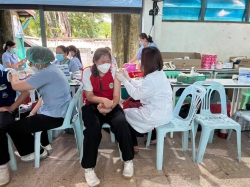 20211110084625.jpg - นักเรียนฉีดไฟเซอร์ เข็มที่2 | https://piyapornpittaya.ac.th