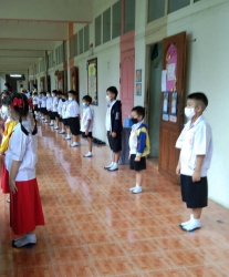 20210730133411(1).jpg - คณะผู้บริหาร คณะครู และนักเรียนโรงเรียนปิยะพรพิทยา ได้เข้าร่วมกิจกรรมเฉลิมพระเกียรติพระบาทสมเด็จพระเจ้าอยู่หัว เนื่องในโอกาสวันเฉลิมพระชนมพรรษา 28 กรกฎาคม 2564 | https://piyapornpittaya.ac.th