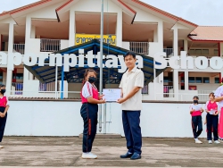 20230704044029.jpg - มอบเกียรติบัตรงานต่อต้านยาเสพติด | https://piyapornpittaya.ac.th